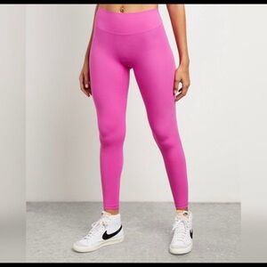 NWT STORI KATY HEARN ICON TIGHT PINK IN BLOOM